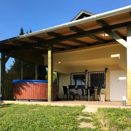 Kalvaria Vendeghaz Ferienhaus *