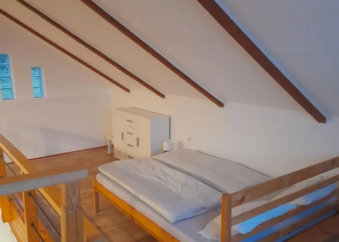 Case de vacanță Kalvaria Vendeghaz *