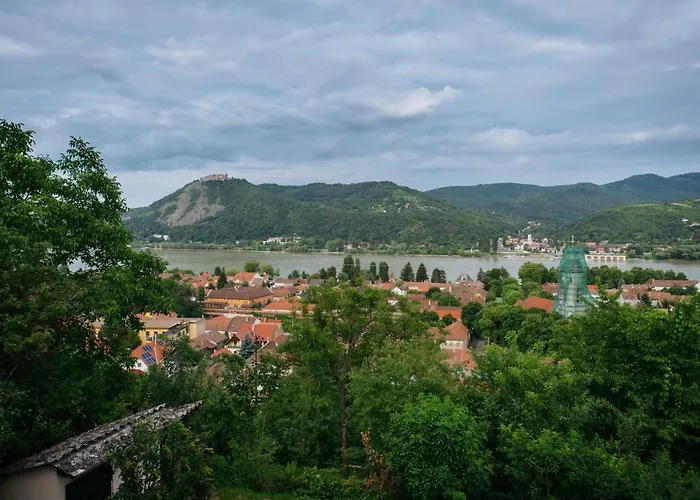 Kalvaria Vendeghaz Case de vacanță Nagymaros